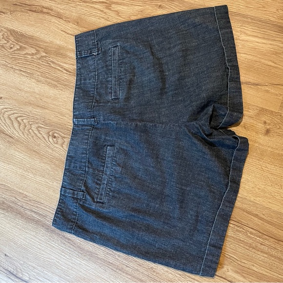 Ann Taylor Signature Jean Shorts - Picture 7 of 7